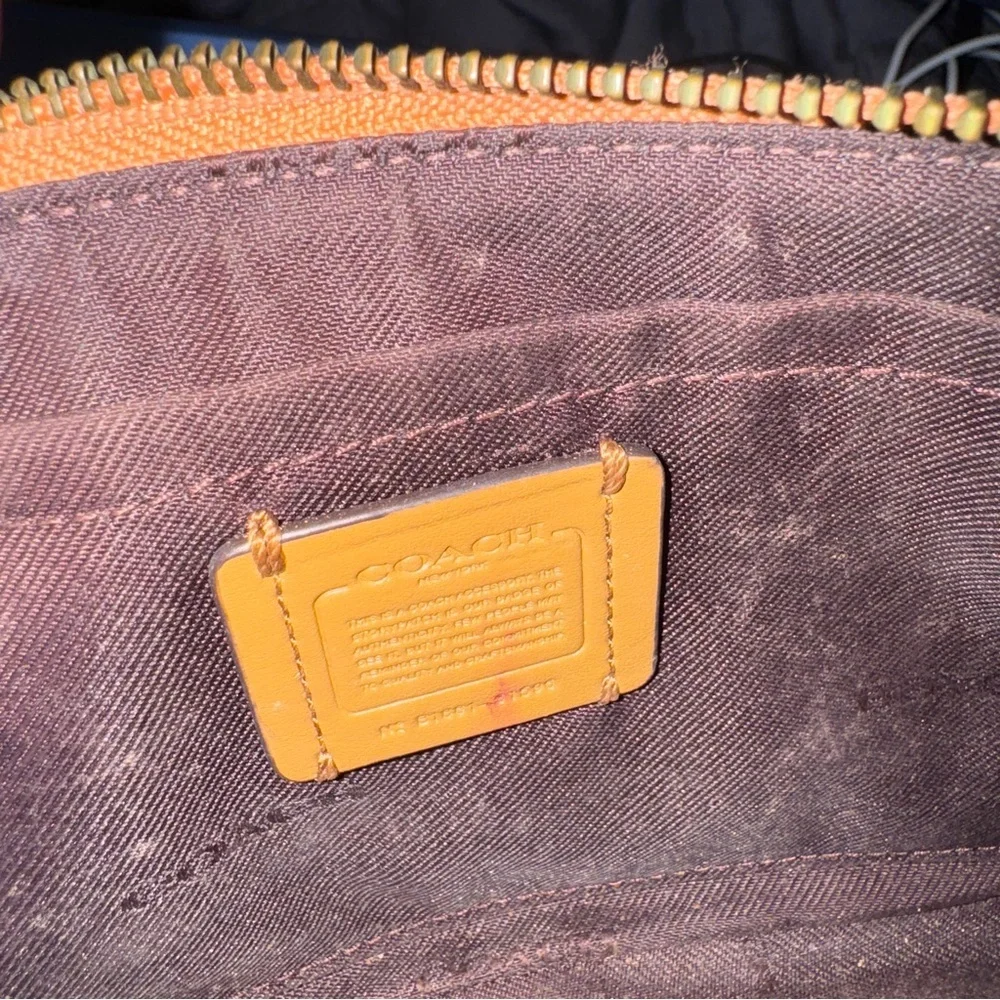EUC Coach Authentic Small Nolita Wristlet 19 With Prairie Rivets